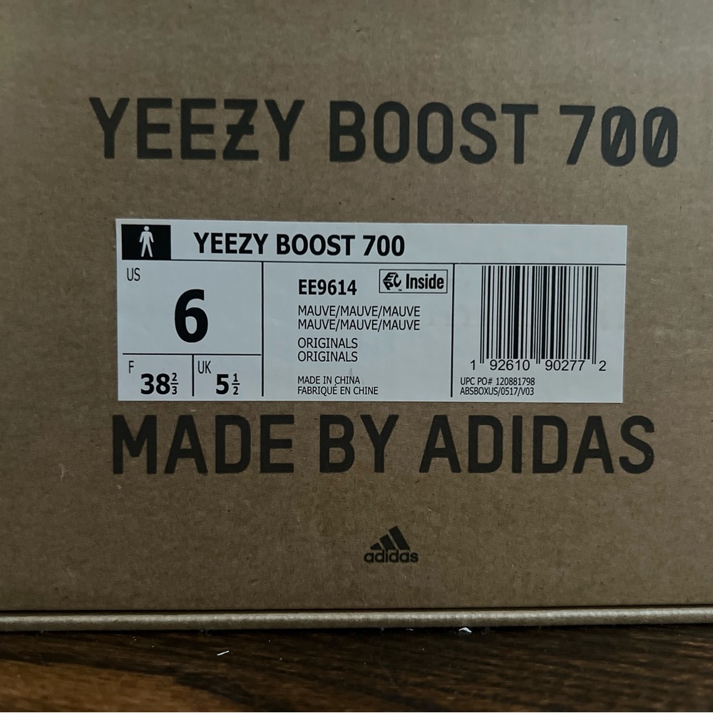 Adidas Yeezy Boost 700 Sneakers